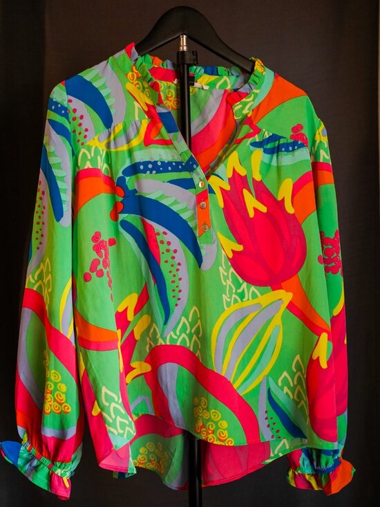 Michelle Mcdowell Tops - Michelle McDowell Vibrant Abstract Floral Print Blouse Women's Medium